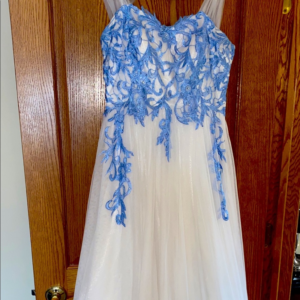 Women dress